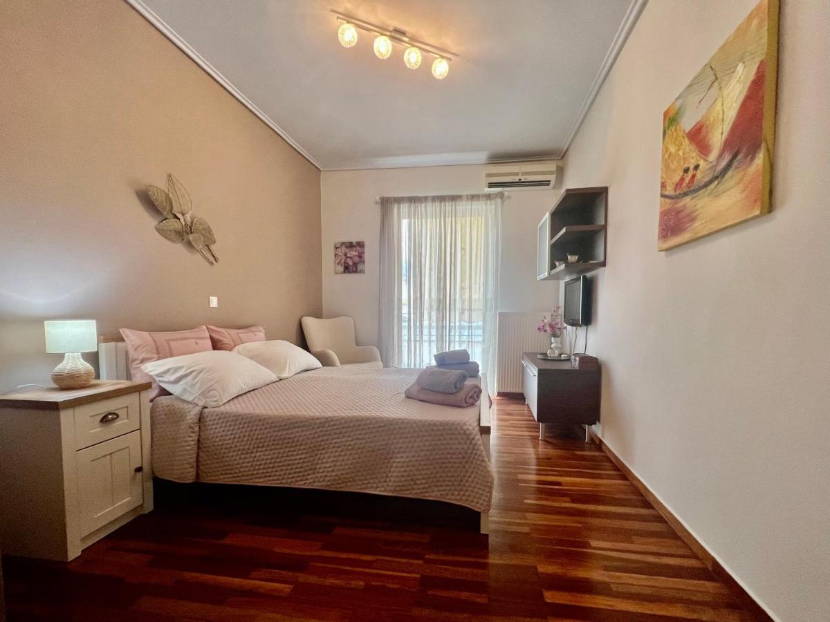 Ferienwohnung Elegant Downtown Retreat Kalamata Exterior foto