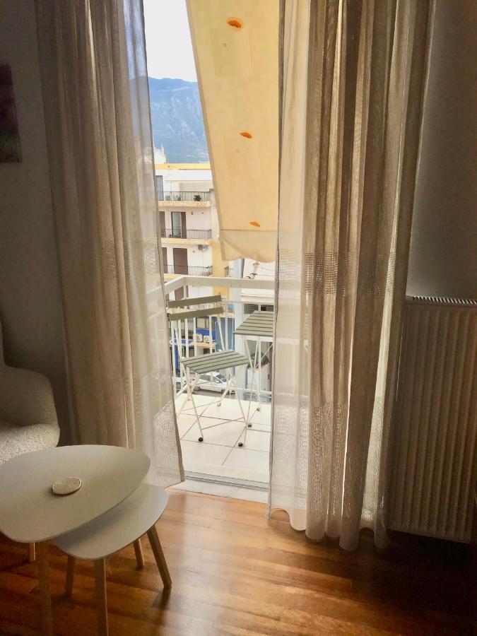 Ferienwohnung Elegant Downtown Retreat Kalamata Exterior foto